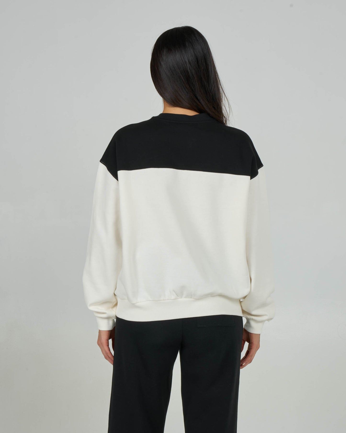 20335424W_BLK_2_1758586040