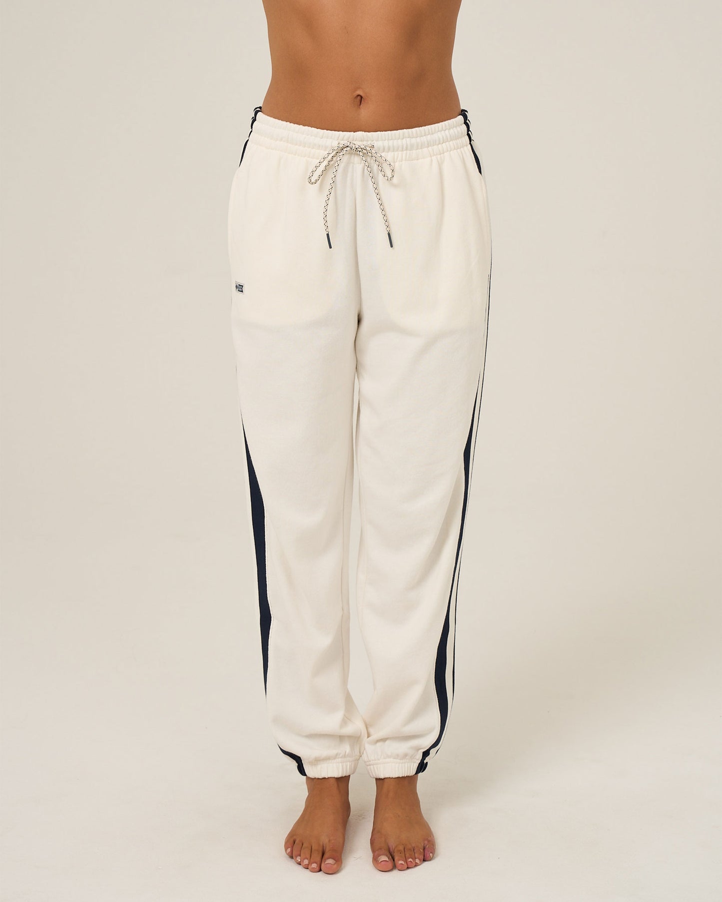 30135076W_OFF_1_1779062734