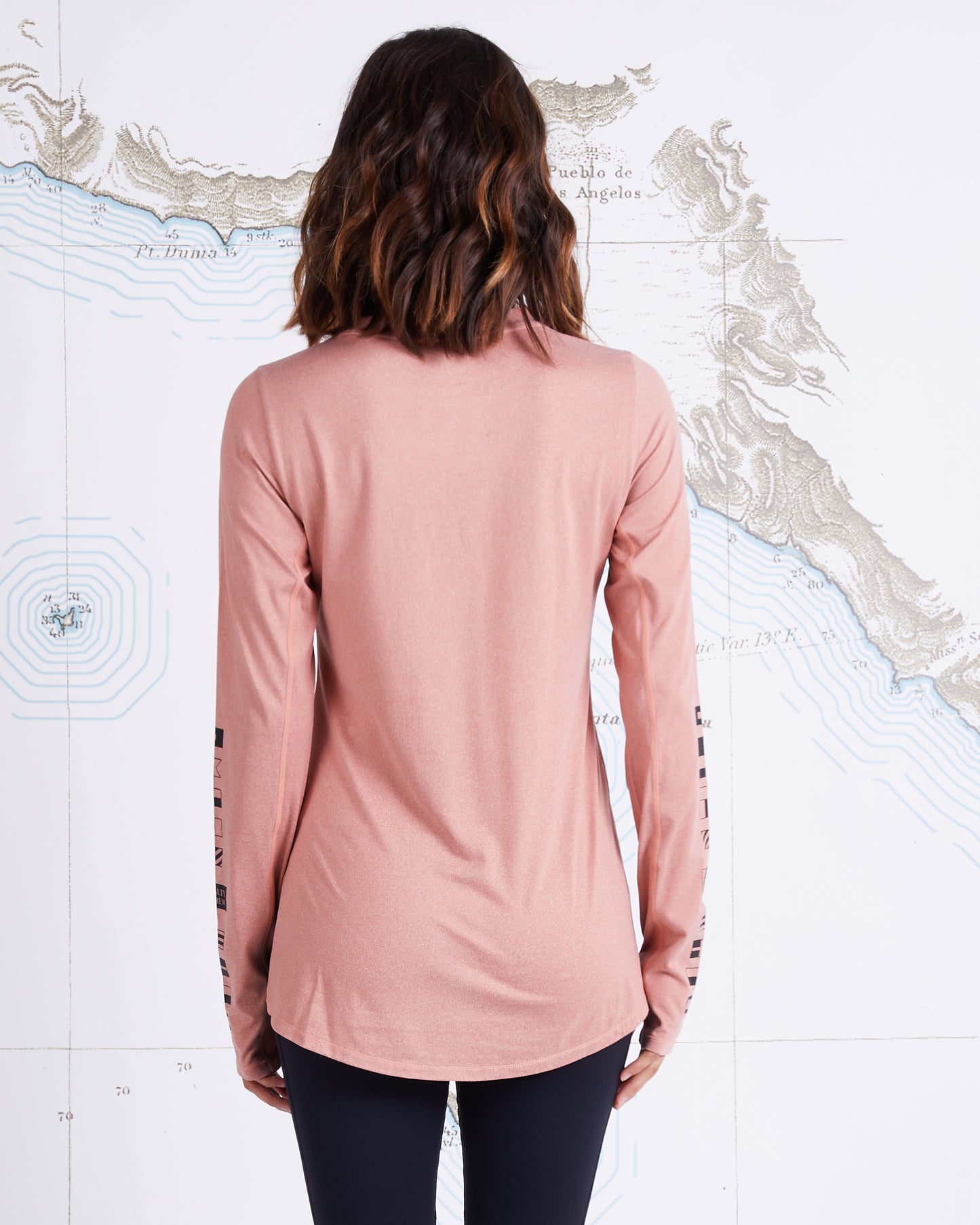 THRILL SEEKERS CREW SUNSHIRT - Smokey Rose