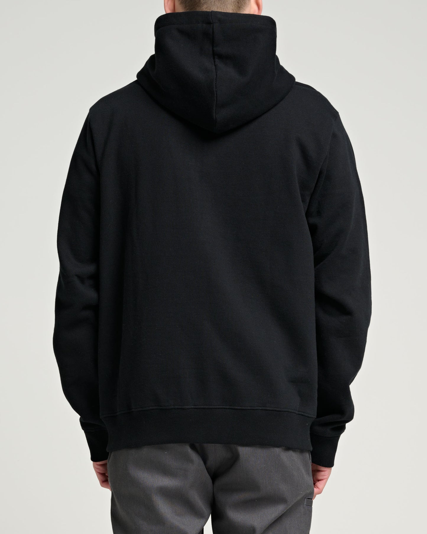 SCM45207_BLK_2_edhpm8_1709767958